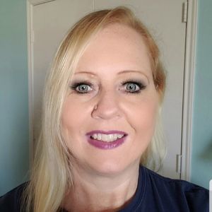 Meet your Posher, Laurel